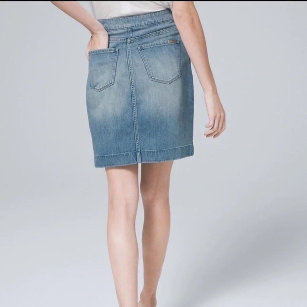NWOT White House Black Market Denim size 4